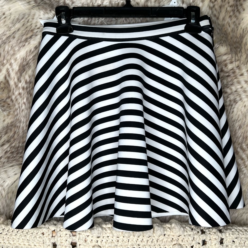 Abercrombie & Fitch Stripes Black & White Circle Skirt